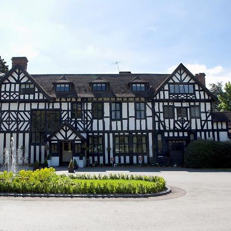 The Manor Elstree Hotell Exteriör bild