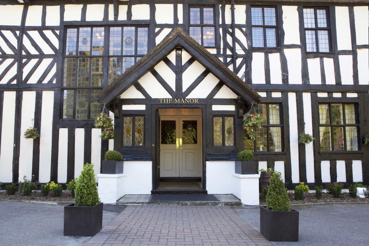 The Manor Elstree Hotell Exteriör bild