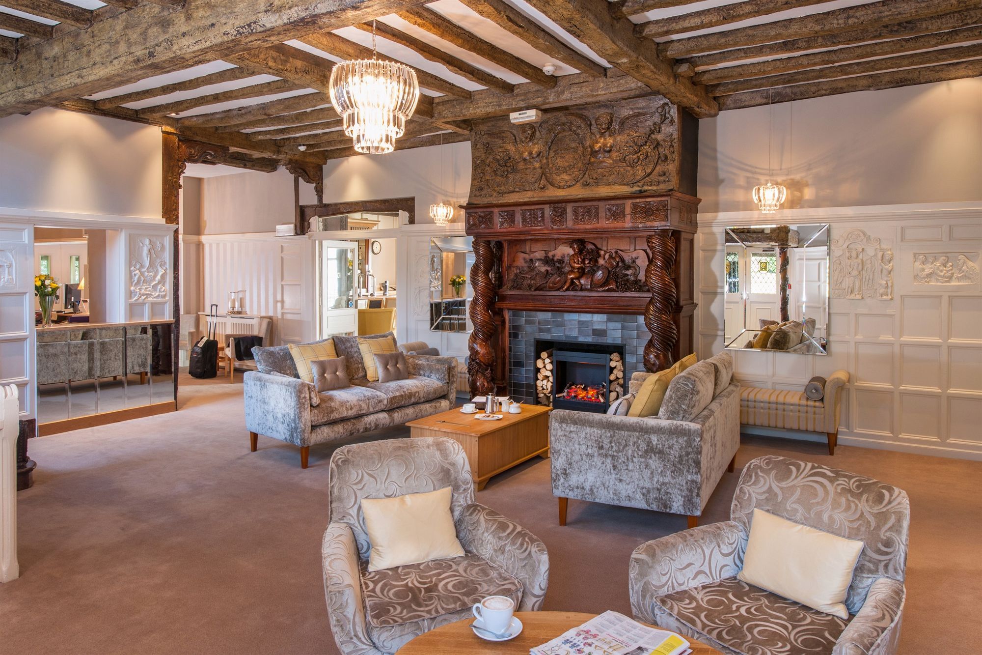 The Manor Elstree Hotell Exteriör bild