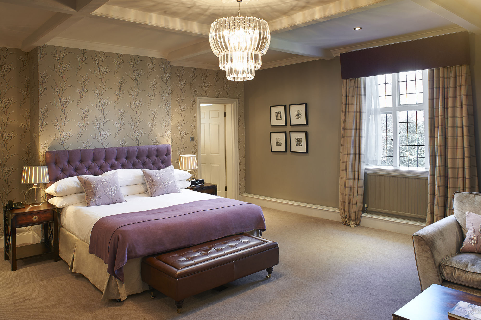 The Manor Elstree Hotell Exteriör bild